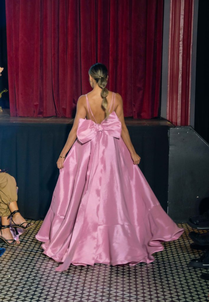 Boho chic gown with oversized pink bow on the runway at Guatemala Fashion week March 2023, semena de la moda, SDM